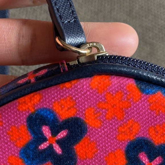 NWOT Rare Tory Burch Collapsible Water Bowl Clutch Bag - Picture 6 of 11